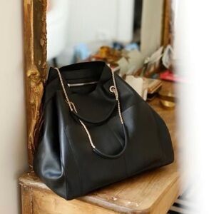 Sezane Gaby Bag Noir Lisse in Black